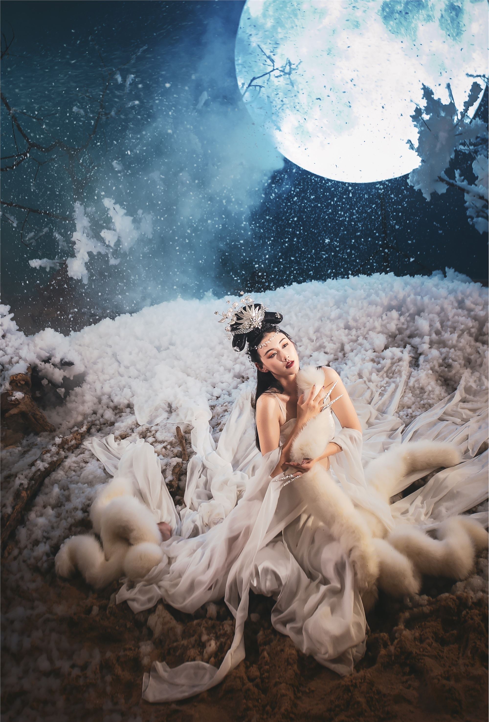 YITUYU 艺图语 2021.07.21 九尾白狐 刺猬&惠子